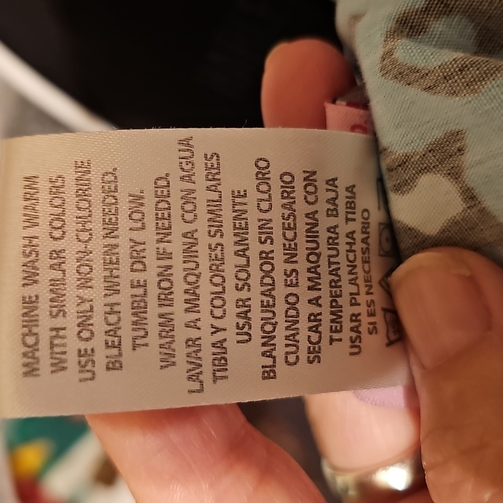 Hello Kitty Scrub Top - Picture 10 of 10